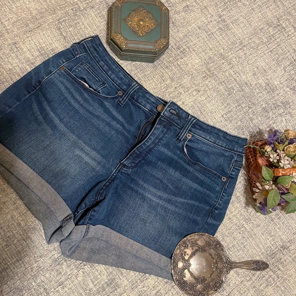 Universal Thread Dark Blue Rolled Hem Boyfriend Jeans Shorts
